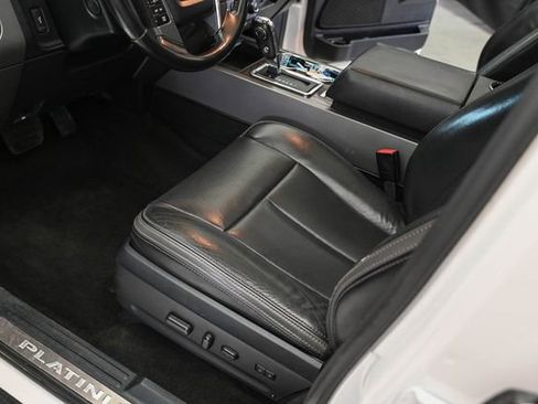 Used 2017 Ford Expedition Max Platinum AWD/4WD image 27