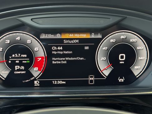 New 2027 Audi S8 AWD/4WD image 34