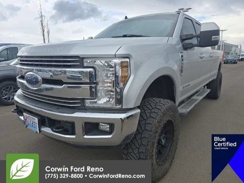 Used 2019 Ford F350 Lariat w/ Camper Package AWD/4WD image 3