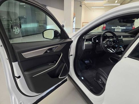 Used 2026 Jaguar F-PACE R-Dynamic S AWD/4WD image 22