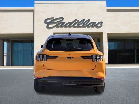 Used 2022 Ford Mustang Mach-E Premium image 4