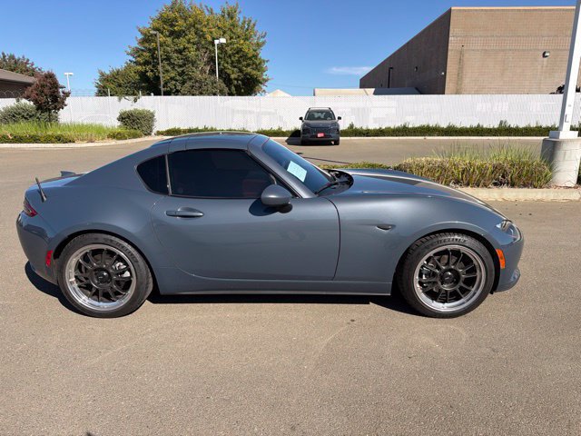 Used 2020 MAZDA MX-5 Miata RF Grand Touring RWD image 4