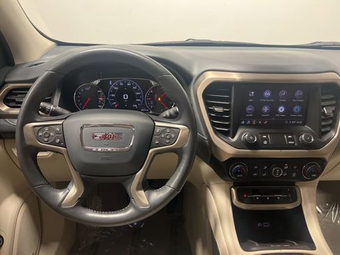 Used 2020 GMC Acadia Denali image 13