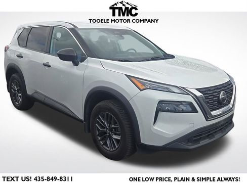 Used 2021 Nissan Rogue S image 1