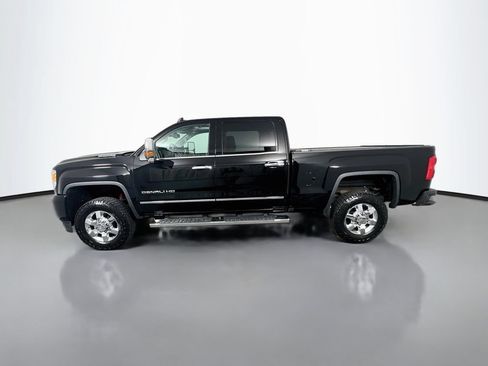 Certified 2018 GMC Sierra 3500 Denali w/ Duramax Plus Package AWD/4WD image 4