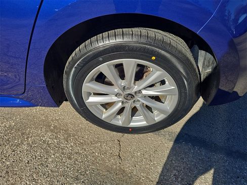 Used 2024 Toyota Corolla SE image 28