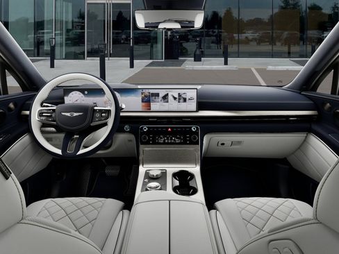 New 2025 Genesis GV80 3.5T Prestige image 11