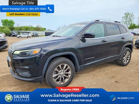Used 2019 Jeep Cherokee Latitude Plus w/ Comfort/Convenience Group AWD/4WD image 1