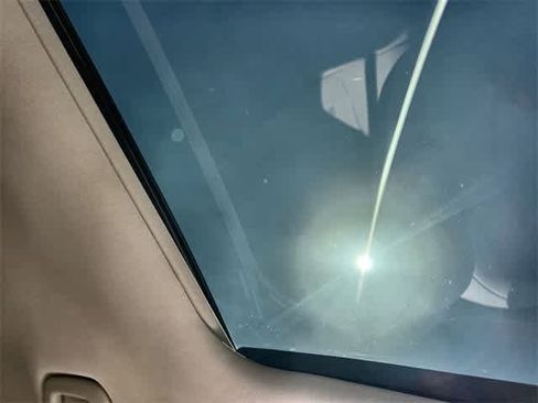 Used 2019 Kia Stinger Premium image 32