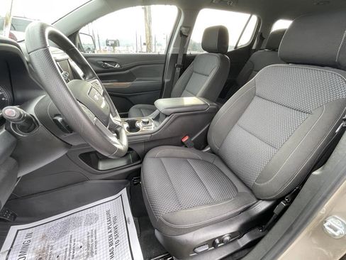 Used 2023 GMC Acadia SLE w/ Driver Convenience Package image 11