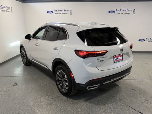 Used 2025 Buick Envision Preferred image 4