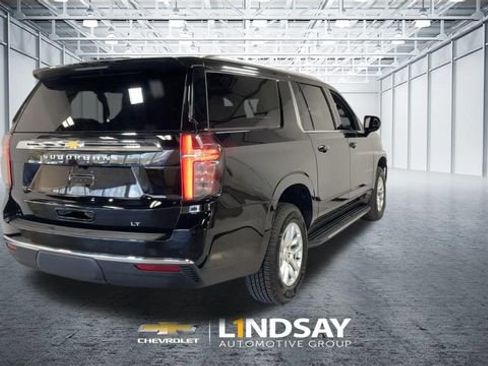Used 2024 Chevrolet Suburban LT image 9