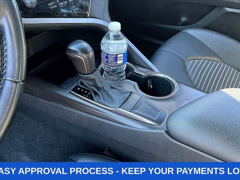 Used 2022 Toyota Camry SE FWD image 21