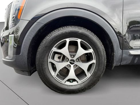 Used 2022 Kia Telluride EX w/ Towing Package AWD/4WD image 38