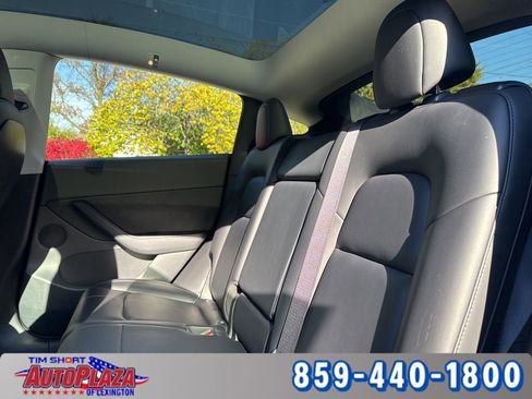 Used 2021 Tesla Model Y Long Range image 41