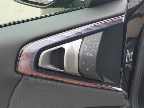 New 2026 BMW X3 xDrive30 w/ M Sport Package image 7