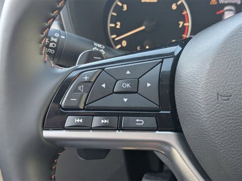 Used 2025 Nissan Altima 2.5 SR image 25