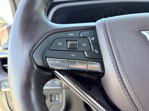 Certified 2023 Cadillac Escalade ESV Premium Luxury Platinum w/ LPO, Radiant Package AWD/4WD image 22