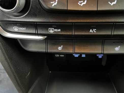 Used 2020 Hyundai Santa Fe SEL image 24