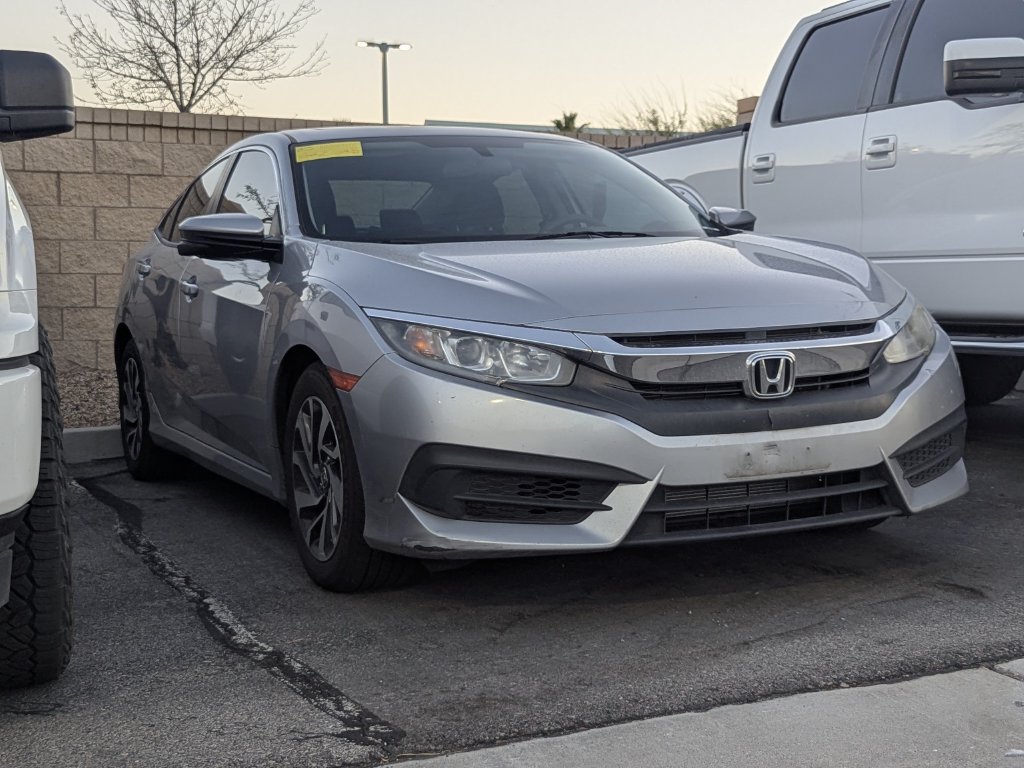 Used 2017 Honda Civic EX image 3
