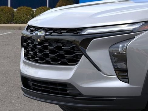 New 2026 Chevrolet Trax LT w/ Midnight Edition FWD image 13