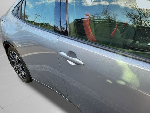 Used 2023 Toyota Prius Prime Premium image 18