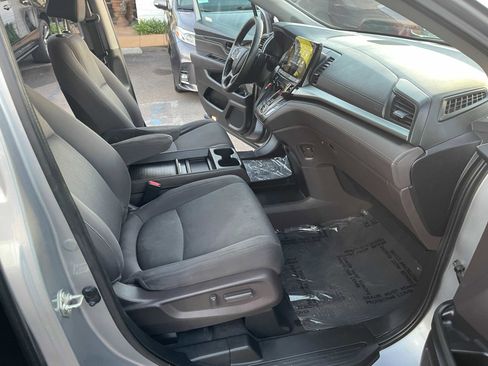 Used 2020 Honda Odyssey EX image 19
