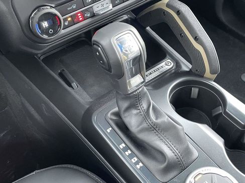 New 2025 Ford Bronco Badlands image 30