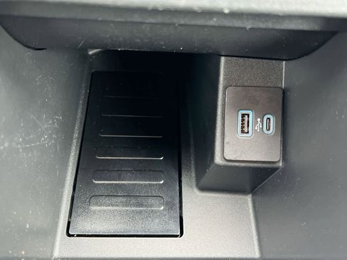 Used 2024 Ford Edge SEL w/ Convenience Package image 31