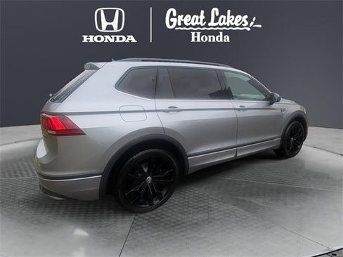Used 2021 Volkswagen Tiguan SE R-Line image 6