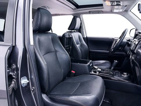 Used 2019 Toyota 4Runner Limited AWD/4WD image 36