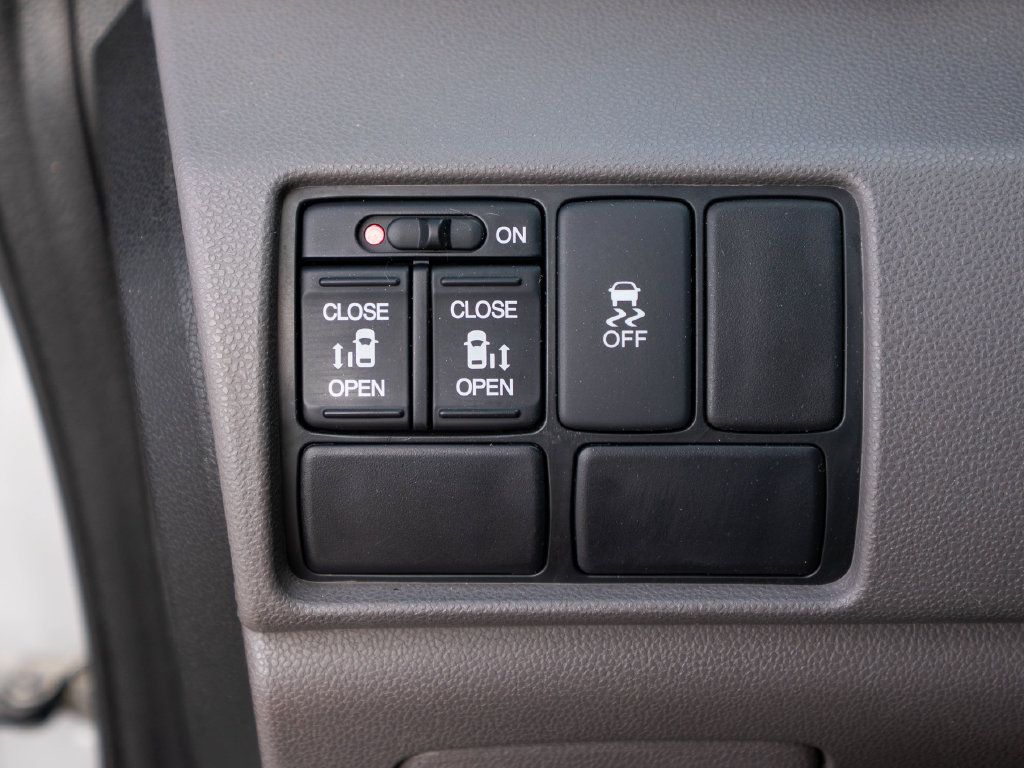 Used 2014 Honda Odyssey EX image 25