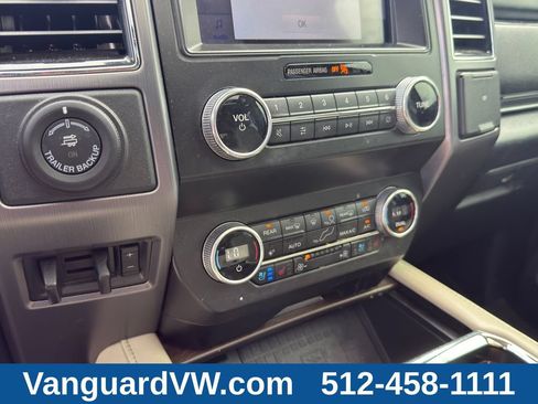 Used 2021 Ford Expedition Max Platinum AWD/4WD image 16
