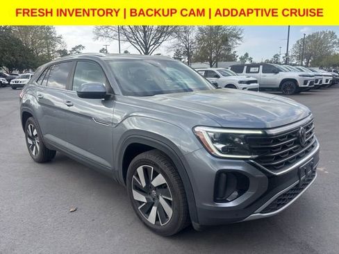 Used 2024 Volkswagen Atlas Cross Sport SE image 1