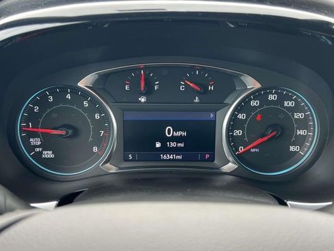 Certified 2023 Chevrolet Traverse LT w/ Rear Camera Mirror Package image 21