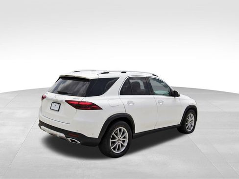 Used 2024 Mercedes-Benz GLE 450e 4MATIC image 4