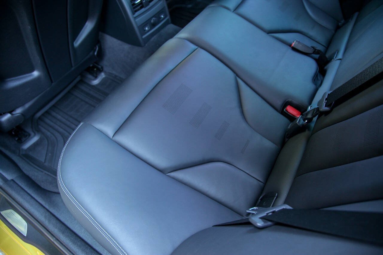 Used 2015 BMW M3 RWD image 51