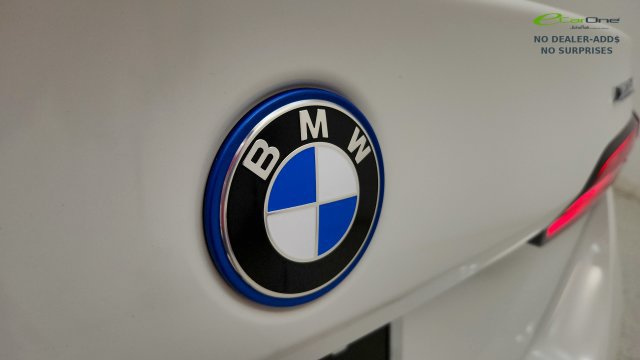 Used 2025 BMW i5 eDrive40 w/ M Sport Package AWD/4WD image 29