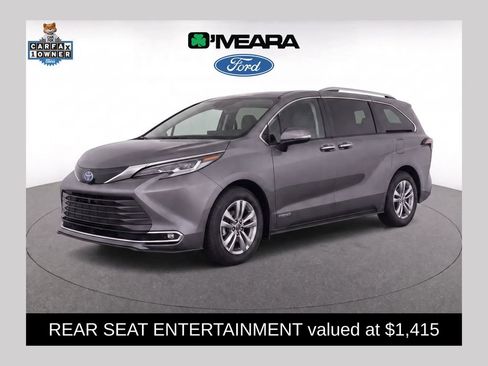 Used 2021 Toyota Sienna Platinum AWD/4WD image 1