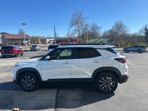 Used 2025 Chevrolet TrailBlazer ACTIV w/ Convenience Package image 6