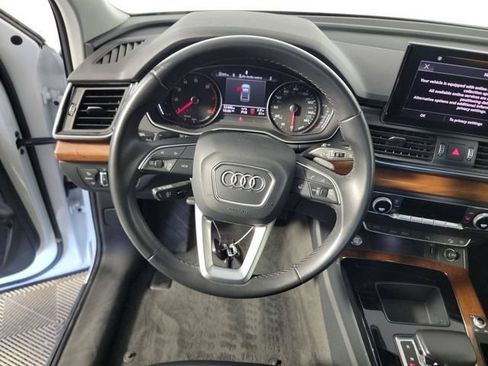 Used 2023 Audi Q5 2.0T Premium w/ Convenience Package AWD/4WD image 8