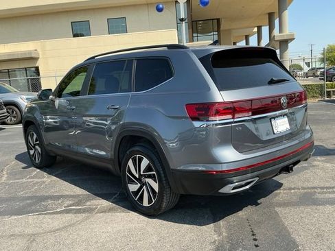 Used 2024 Volkswagen Atlas SE FWD image 5
