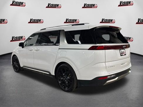 Used 2024 Kia Carnival SX Prestige image 7
