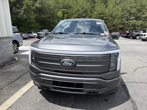 Used 2025 Ford F150 Lightning Lariat w/ Max Trailer Tow Package AWD/4WD image 5