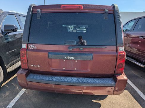 Used 2007 Jeep Commander Sport AWD/4WD image 6