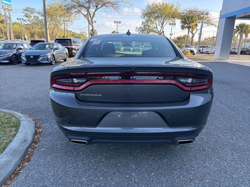 Used 2023 Dodge Charger SXT image 5