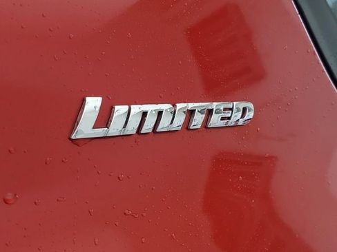 Used 2024 Toyota 4Runner Limited AWD/4WD image 11