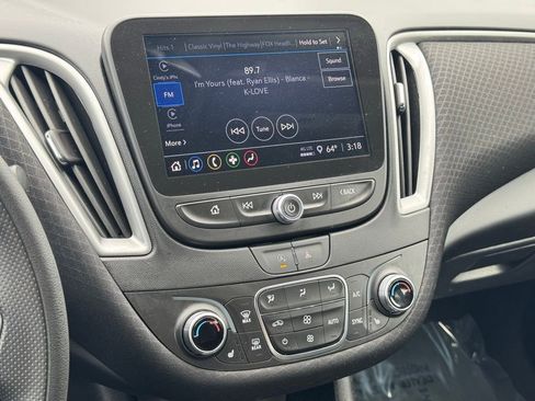 Used 2024 Chevrolet Malibu LT image 31