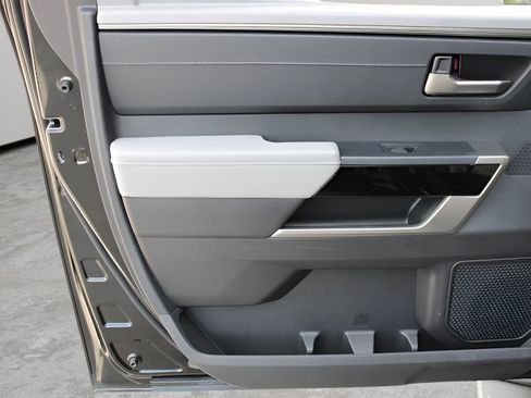 Certified 2025 Toyota Tundra Limited image 21