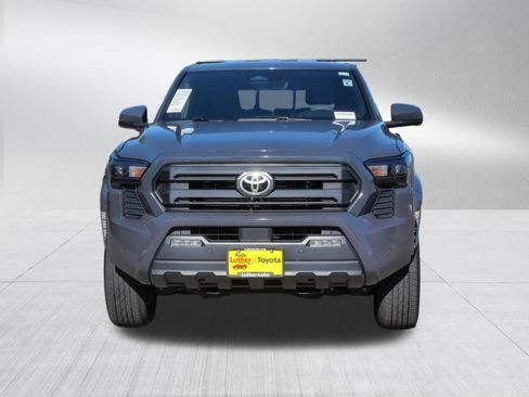 Certified 2024 Toyota Tacoma SR5 AWD/4WD image 2